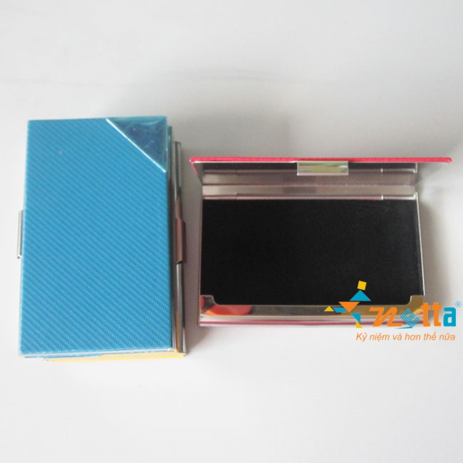 hop dung name card BT104