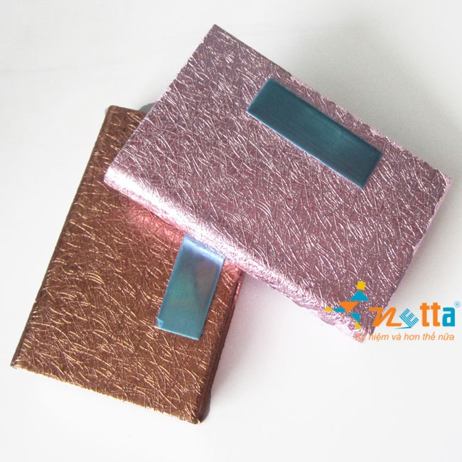 hop dung name card BT105
